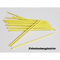 Paus para Cake Pop ou Chupas Coloridos  Amarelo